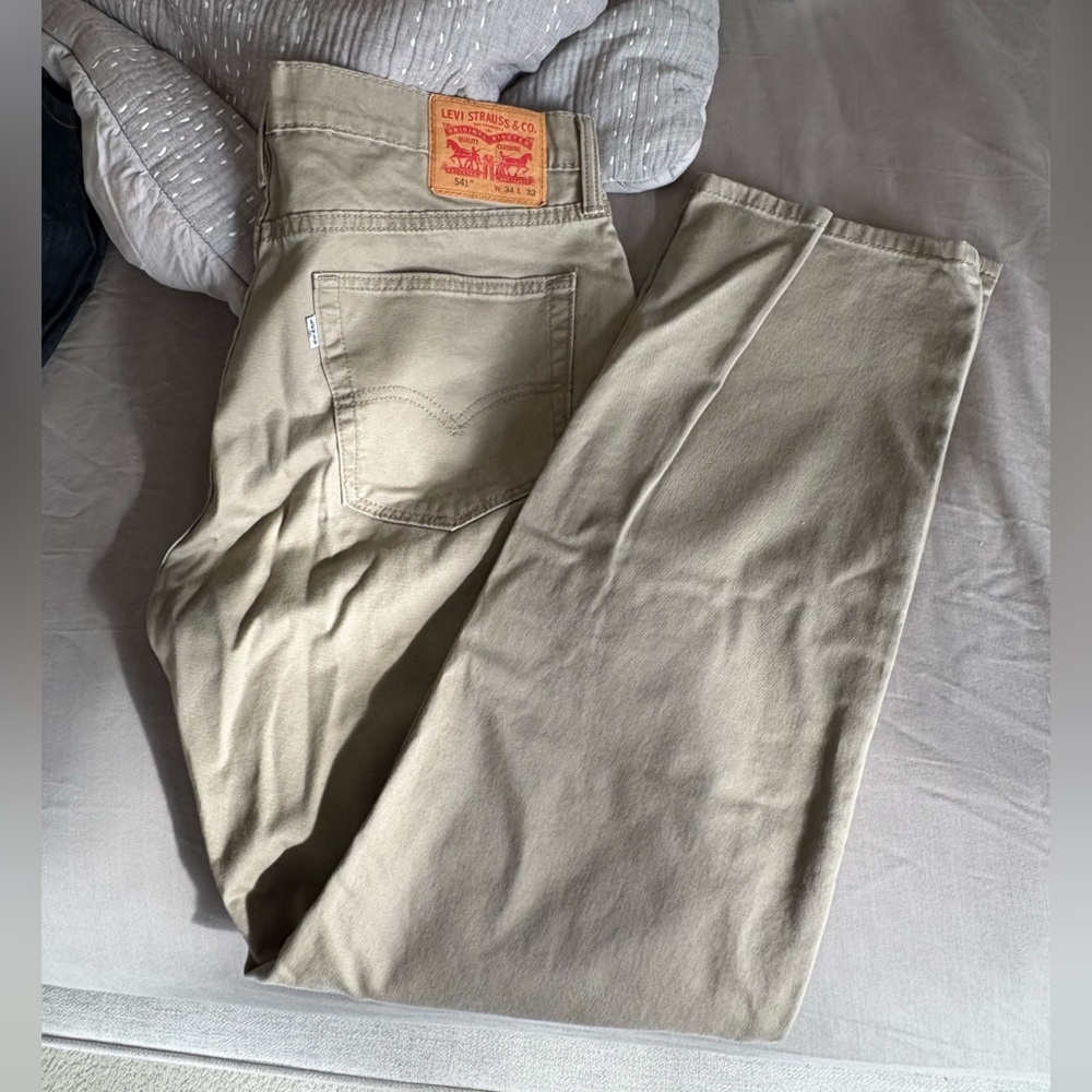 Men’s Levi's Taupe Pants 34x32